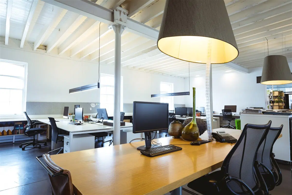 suspensions design dans votre espace de travail